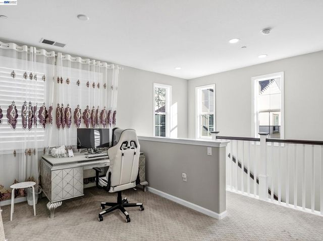 5030 Brook Valley Loop, San Jose, CA 95136