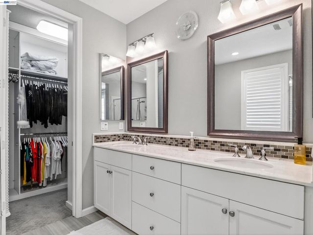 5030 Brook Valley Loop, San Jose, CA 95136