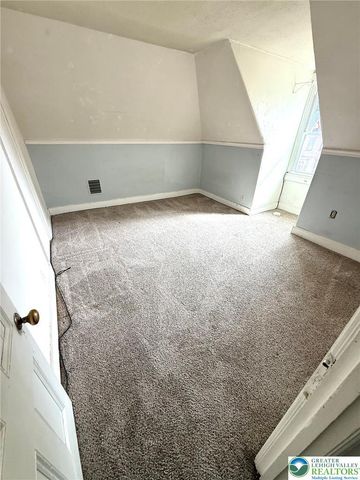 839 McCartney Street 2nd Floor, Easton, PA 18042