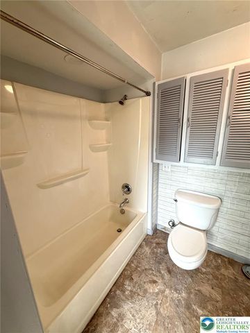 839 McCartney Street 2nd Floor, Easton, PA 18042