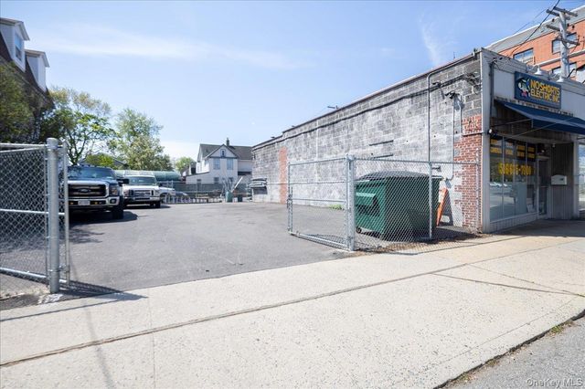 20-22 Brooklyn Avenue, Valley Stream, NY 11581