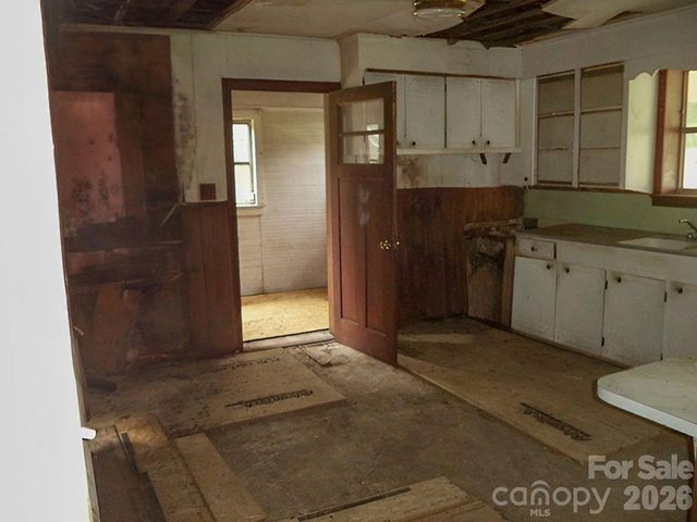 138 Glory Road, Mooresville, NC 28117