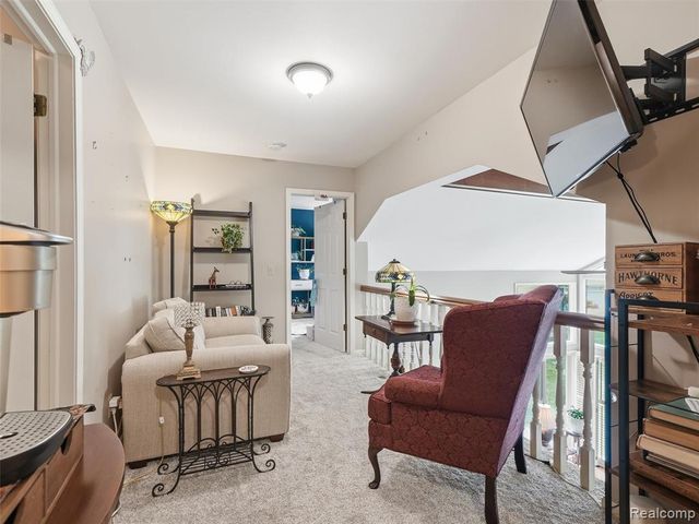 43162 W Kirkwood Drive, Clinton Township, MI 48038