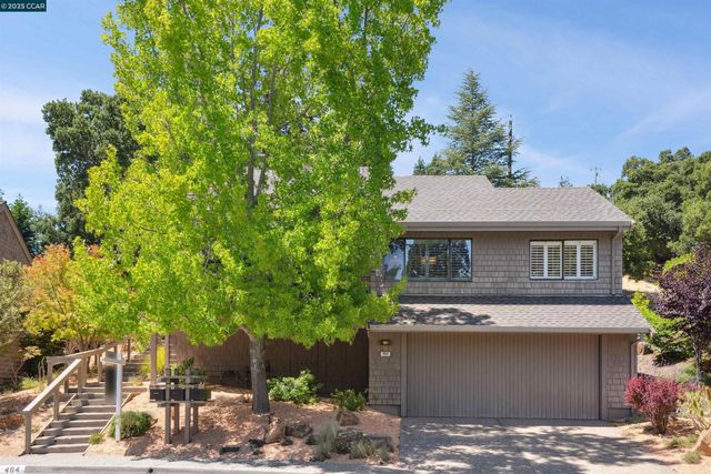 404 Ridge Gate Road, Orinda, CA 94563