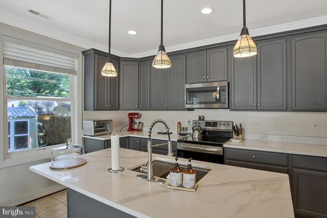 1617 HILLTOP RD, Edgewater, MD 21037