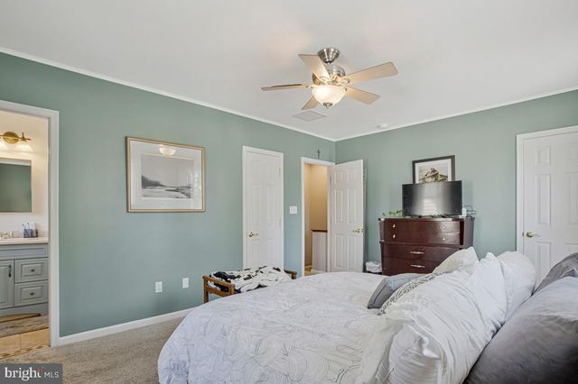 1617 HILLTOP RD, Edgewater, MD 21037