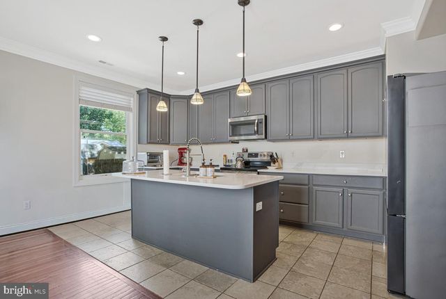 1617 HILLTOP RD, Edgewater, MD 21037