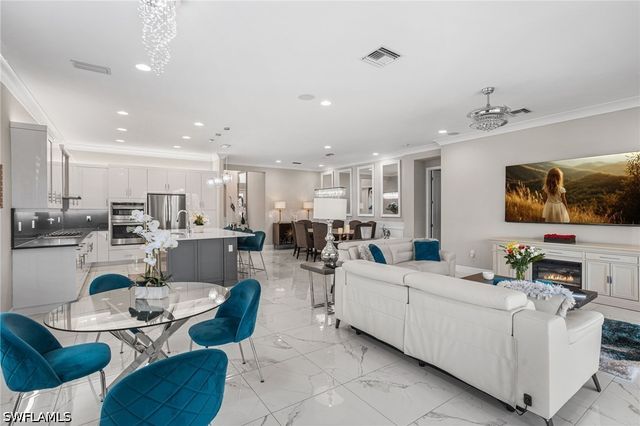 11878 Gardenia AVE, Naples, FL 34120
