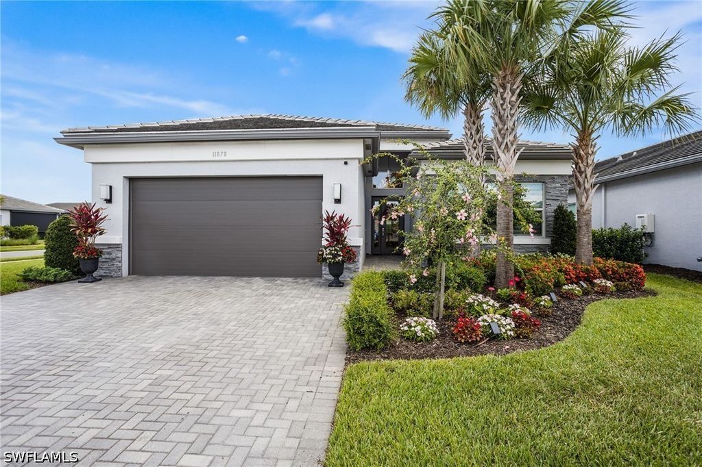 11878 Gardenia AVE, Naples, FL 34120