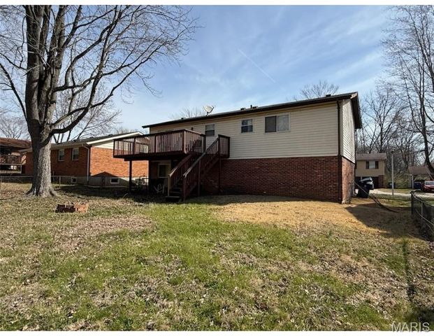 2397 Millvalley Drive, Florissant, MO 63031