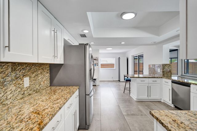 1201 SW 28th Avenue, Boynton Beach, FL 33426