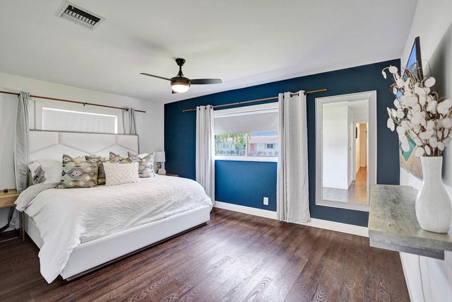 1201 SW 28th Avenue, Boynton Beach, FL 33426
