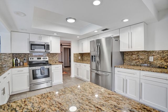 1201 SW 28th Avenue, Boynton Beach, FL 33426