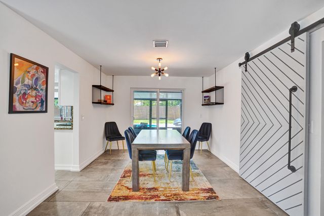 1201 SW 28th Avenue, Boynton Beach, FL 33426