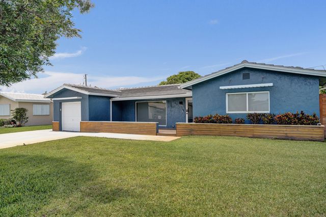 1201 SW 28th Avenue, Boynton Beach, FL 33426