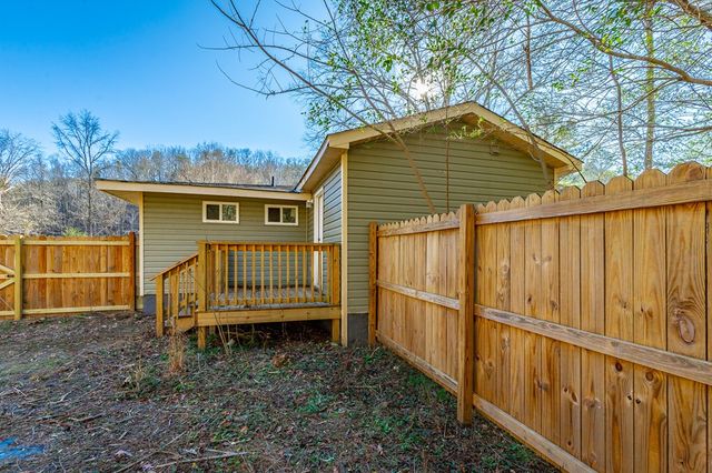 4516 Old Mineral Springs Rd, Lafayette, GA 30728