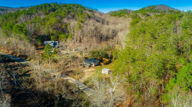 4516 Old Mineral Springs Rd, Lafayette, GA 30728