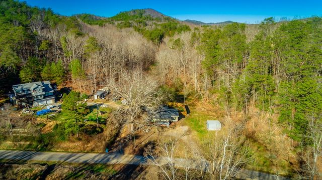 4516 Old Mineral Springs Rd, Lafayette, GA 30728