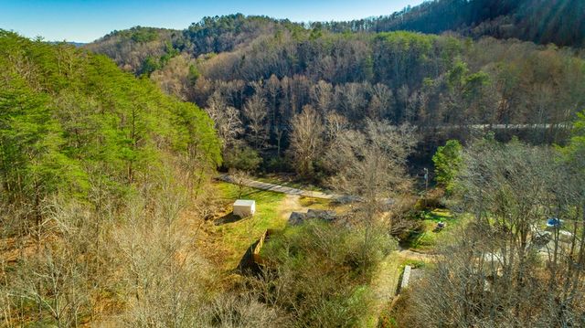 4516 Old Mineral Springs Rd, Lafayette, GA 30728