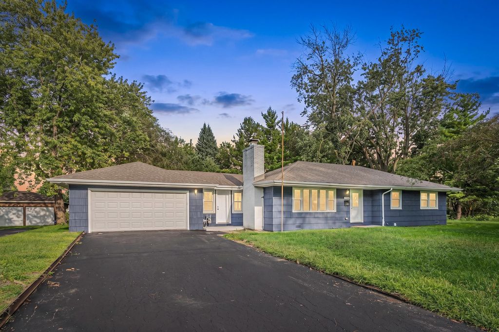 16037 Evans Avenue, South Holland, IL 60473