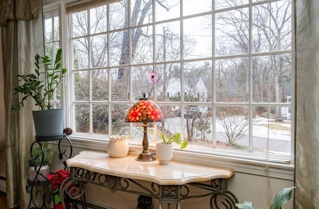 32 Doncaster Circle, Lynnfield, MA 01940