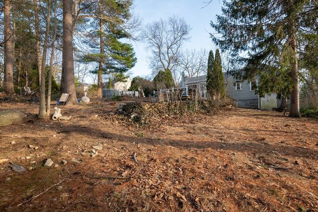 32 Doncaster Circle, Lynnfield, MA 01940