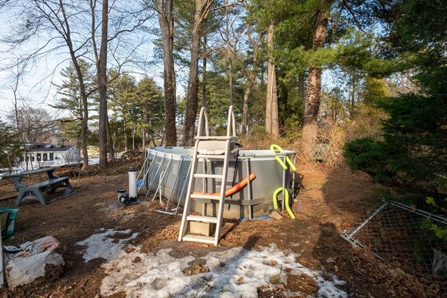 32 Doncaster Circle, Lynnfield, MA 01940