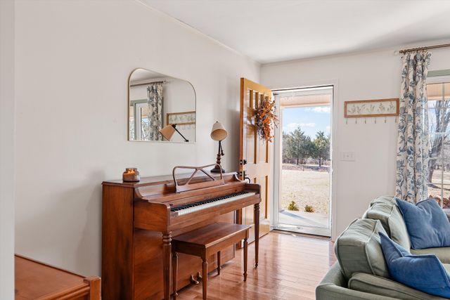 912 Old Columbia Rd, Unionville, TN 37180