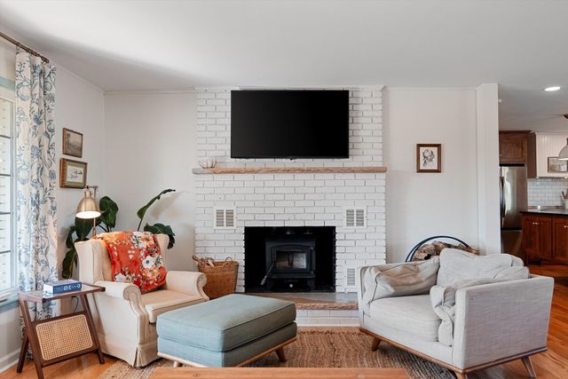 912 Old Columbia Rd, Unionville, TN 37180