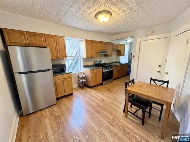 119 Watchung Avenue, Montclair, NJ 07043