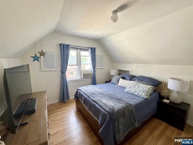 119 Watchung Avenue, Montclair, NJ 07043