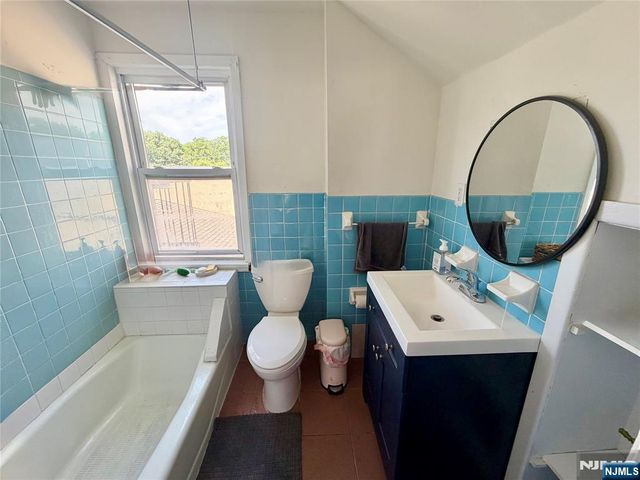 119 Watchung Avenue, Montclair, NJ 07043
