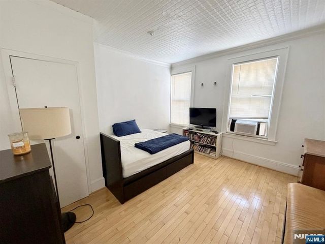 119 Watchung Avenue, Montclair, NJ 07043
