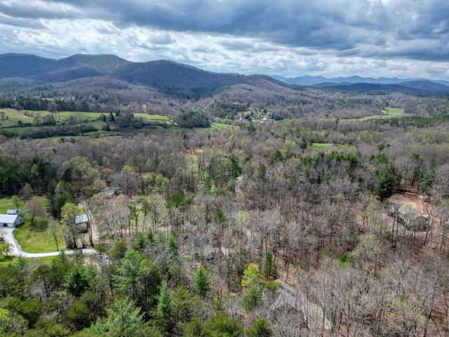 339 Henderson Road, Young Harris, GA 30582