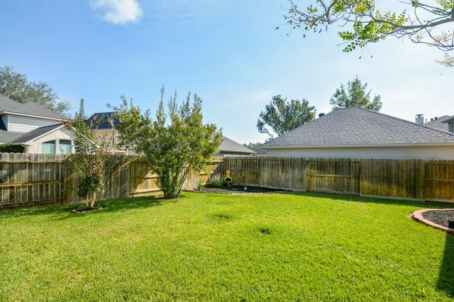 22614 Sierra Lake Court, Katy, TX 77494