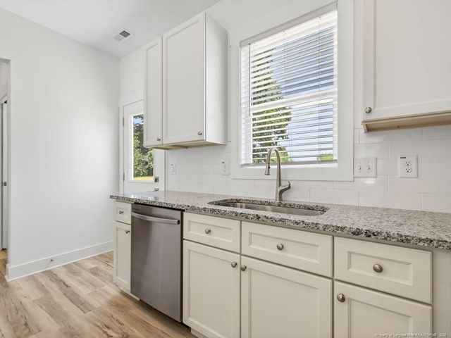 1021 E Harnett Street, Dunn, NC 28334