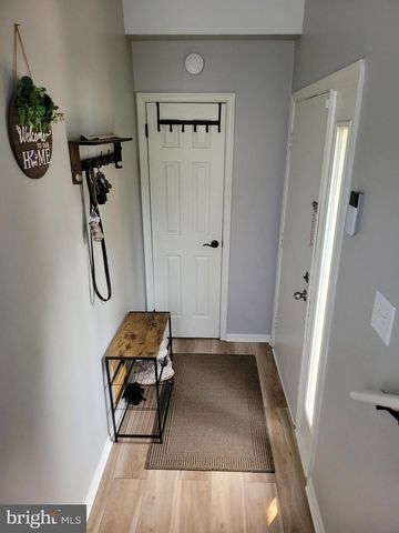 180 WOODLAKE DR, Marlton, NJ 08053