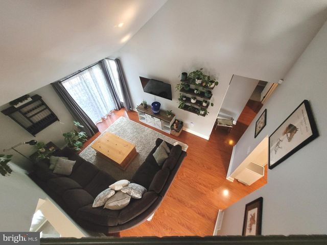 180 WOODLAKE DR, Marlton, NJ 08053
