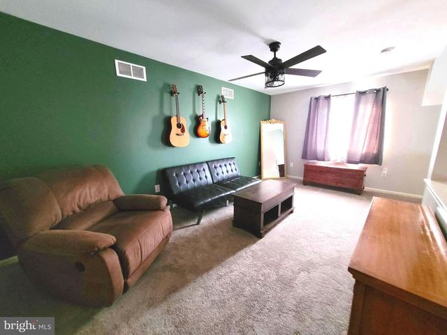 180 WOODLAKE DR, Marlton, NJ 08053