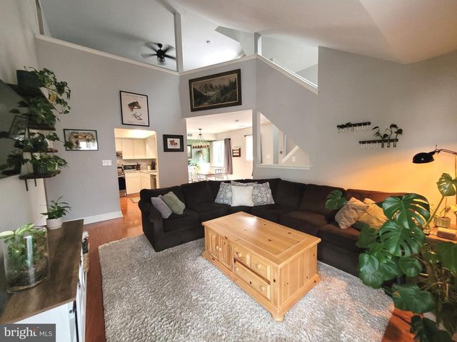 180 WOODLAKE DR, Marlton, NJ 08053
