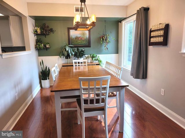 180 WOODLAKE DR, Marlton, NJ 08053