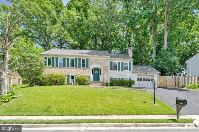 10816 BROADWATER DR, Fairfax, VA 22032