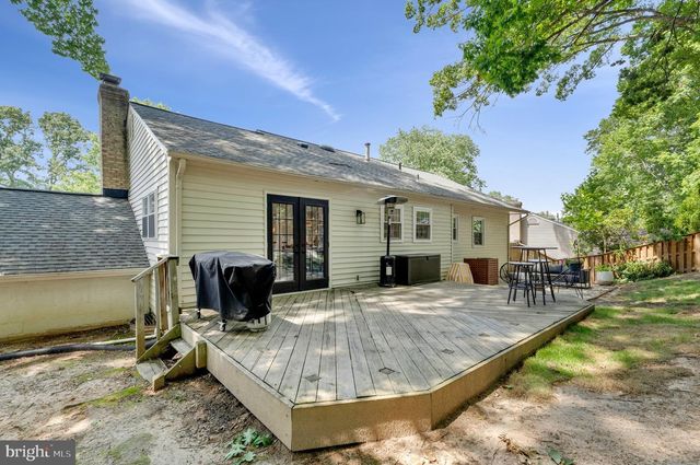 10816 BROADWATER DR, Fairfax, VA 22032