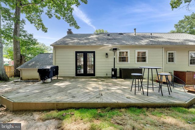 10816 BROADWATER DR, Fairfax, VA 22032