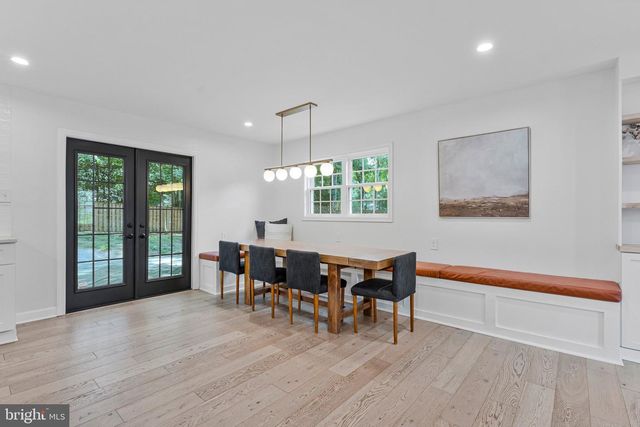 10816 BROADWATER DR, Fairfax, VA 22032