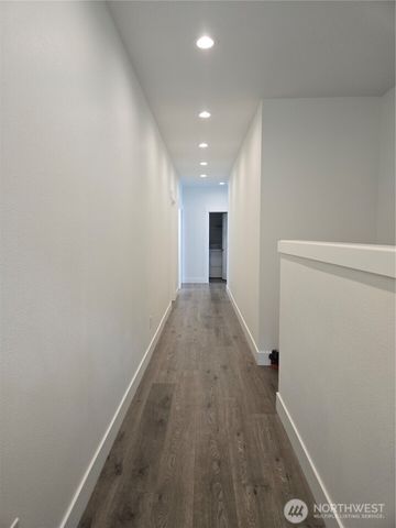 410 Studebaker Spur 1, Castle Rock, WA 98611