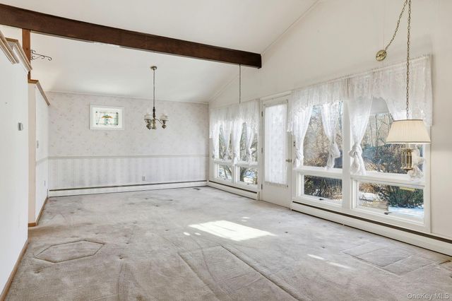 15 Short Hill Drive, Poughkeepsie, NY 12603