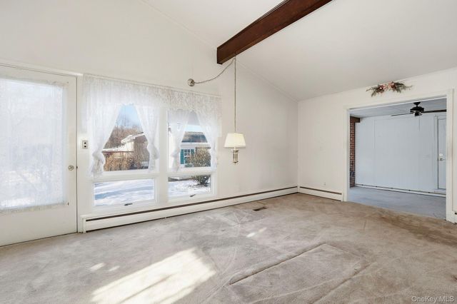 15 Short Hill Drive, Poughkeepsie, NY 12603