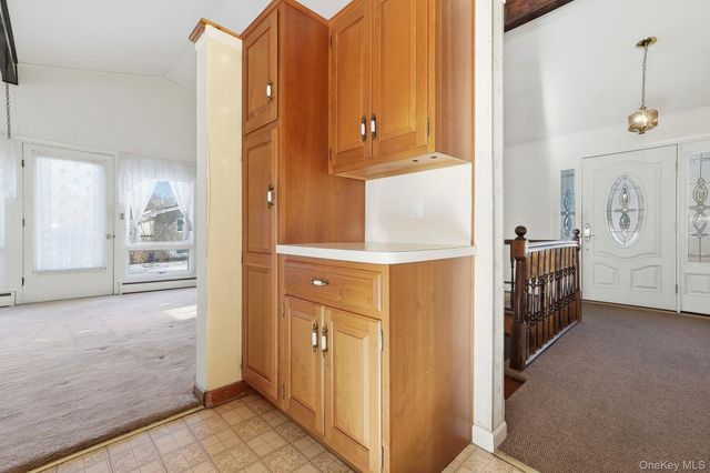 15 Short Hill Drive, Poughkeepsie, NY 12603