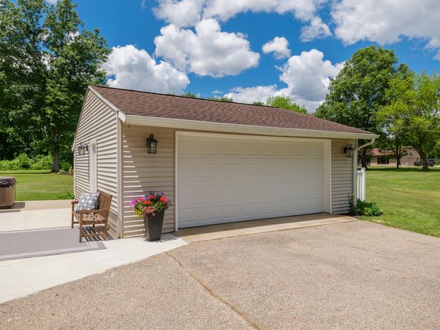 5478 S 31st Street, Kalamazoo, MI 49048